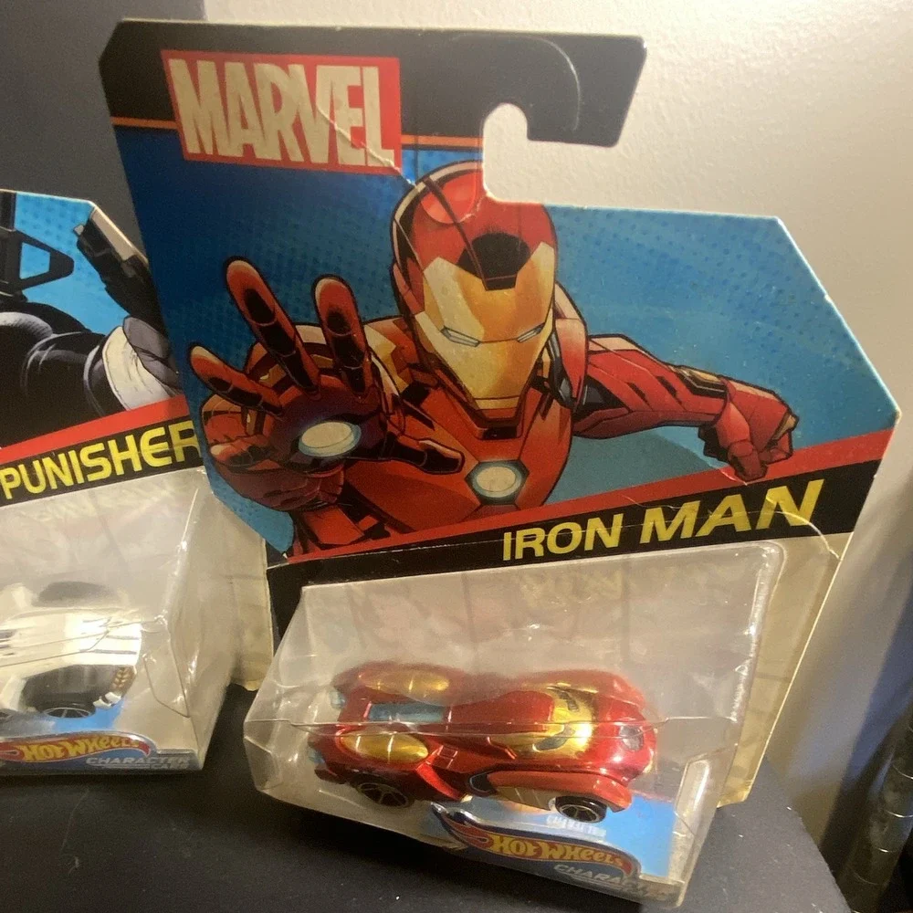 Hot Wheels Character Cars Marvel Lot 4 Diecast 1:64 2017 Spider-Man Iron Man